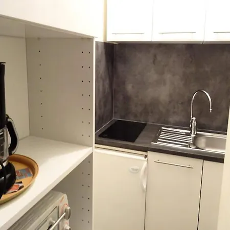 For 2 People Apartment Aix-les-Bains